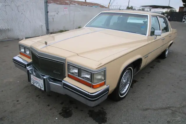 1982 cadillac deville v8 4.1l automatic no rserve