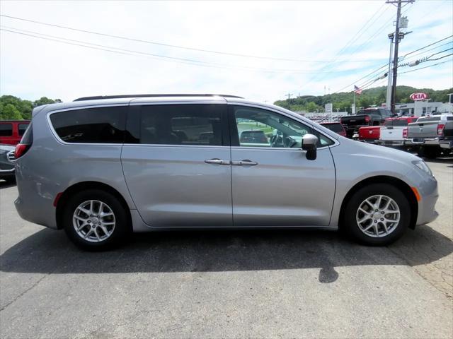 2020 chrysler voyager lxi