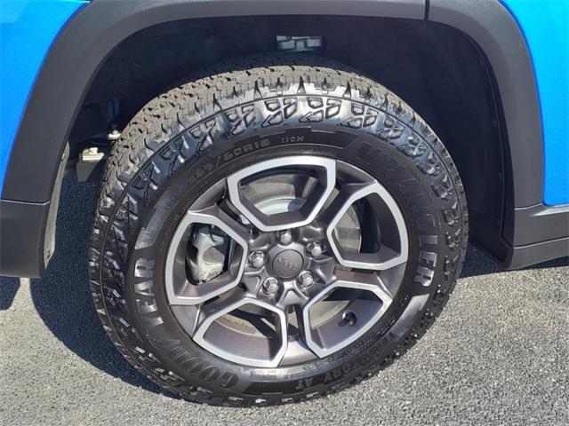 2023 jeep grand cherokee 4xe trailhawk