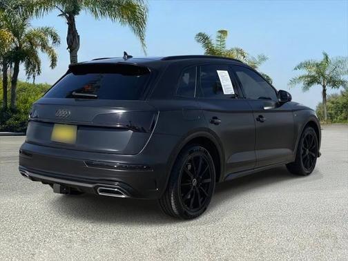 2022 audi q5 e