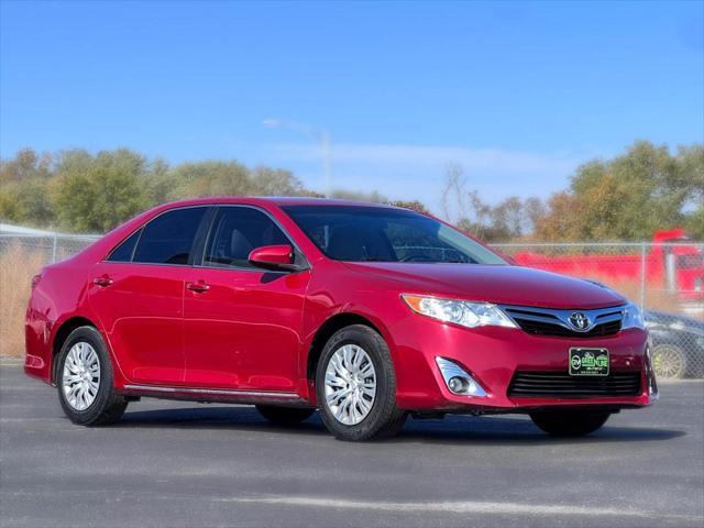 2013 toyota camry le