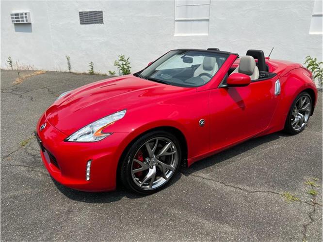 2014 nissan 370z in springfield, massachusetts