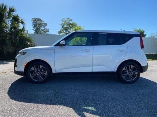 2021 kia soul s in charleston, south carolina