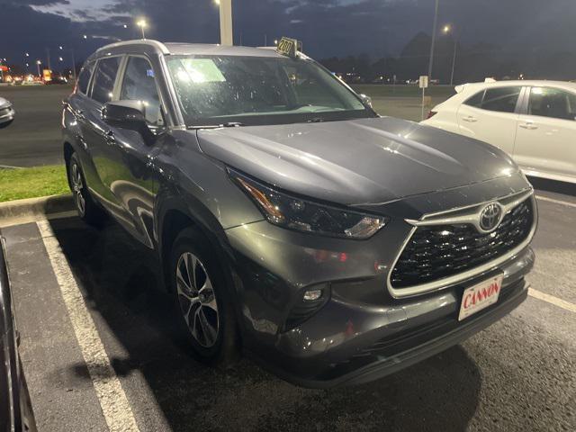 2023 toyota highlander xle
