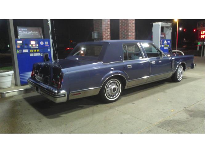 1983 lincoln continental mark vi in northville, michigan