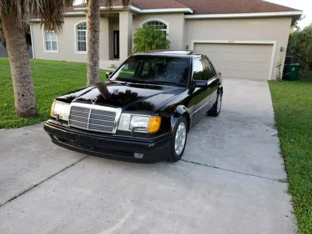 w124 500e black on black