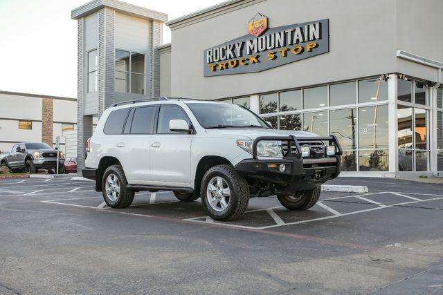 2009 toyota land cruiser base