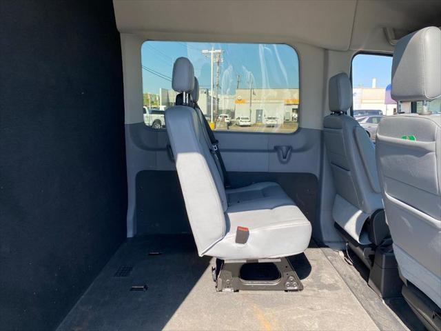 2018 ford transit-150 xl