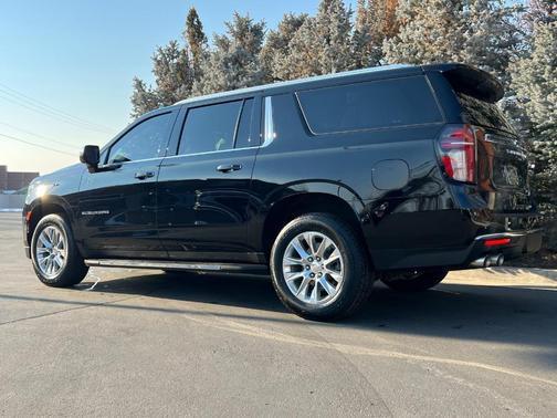 2023 chevrolet suburban in saint louis, missouri