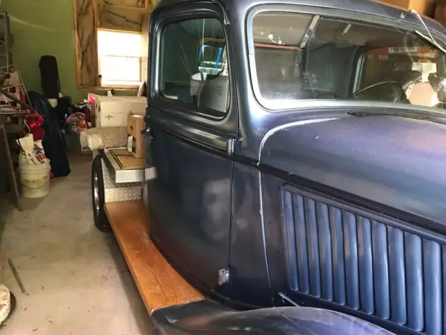 1936 ford custom flatbed truck