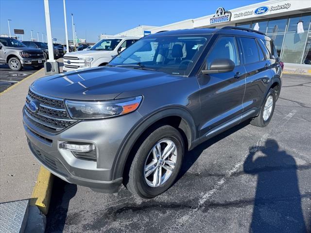 2022 ford explorer xlt