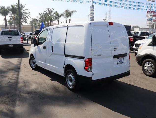 2020 nissan nv200 s