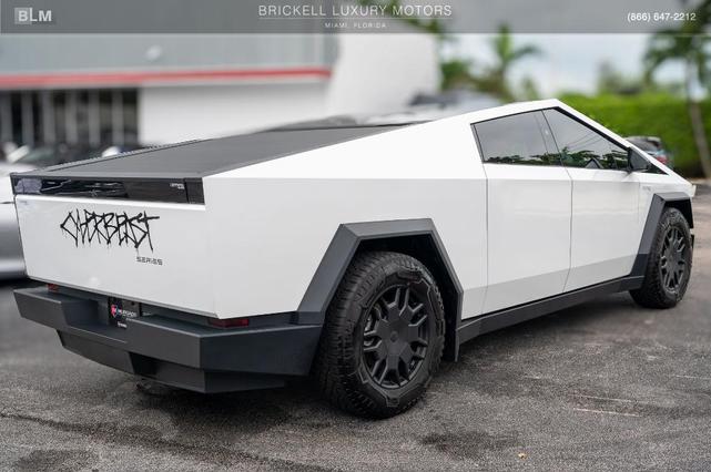 2024 tesla cybertruck base