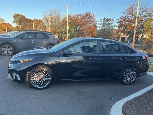 2022 kia forte gt