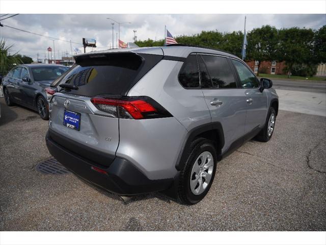2020 toyota rav4 le