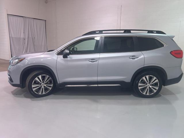 2022 subaru ascent limited 7-passenger