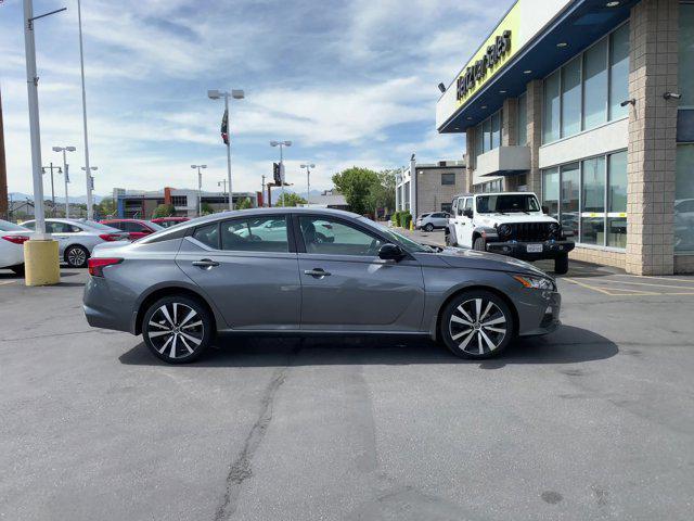 2022 nissan altima sr intelligent awd