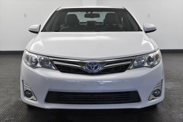 2014 toyota camry hybrid le