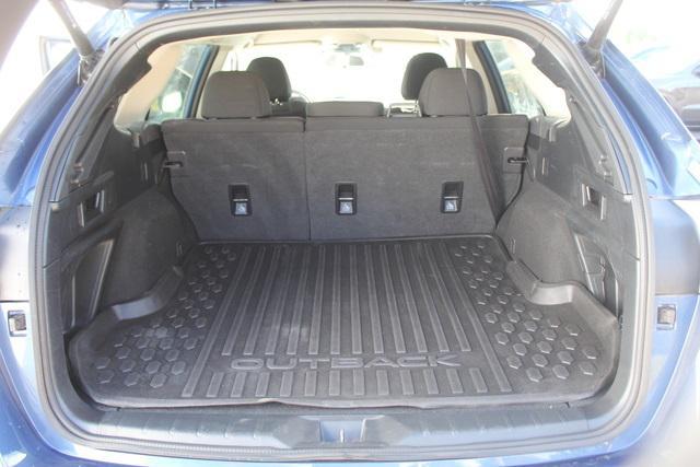2022 subaru outback premium