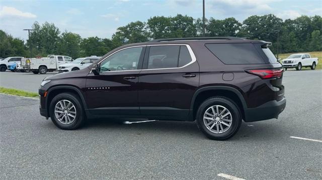 2022 chevrolet traverse lt leather