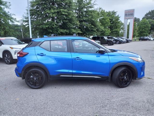 2023 nissan kicks sr