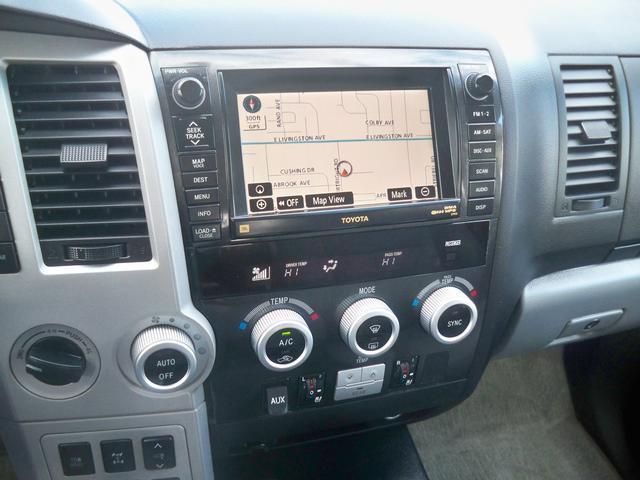 2008 toyota sequoia platinum