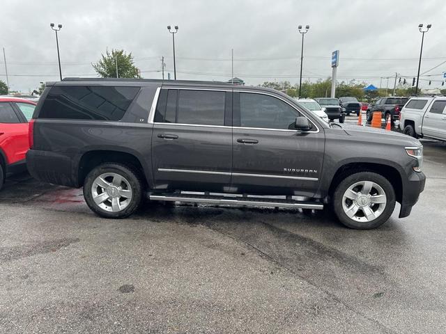 2017 chevrolet suburban lt
