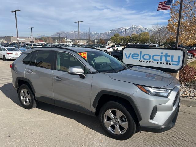 2022 toyota rav4 xle