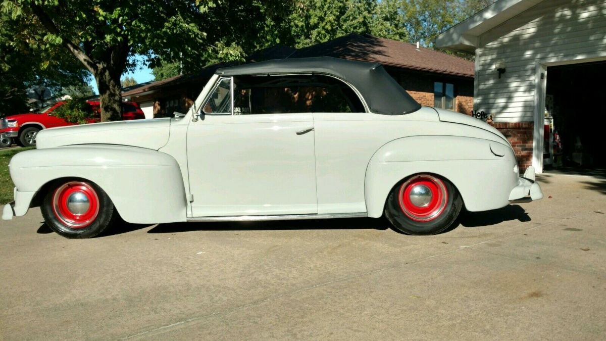 1948 mercury eight convertible grey, 302 ,c4 trans, 8 inch ford rear end