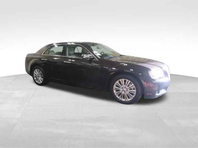 used 2012 chrysler 300 limited