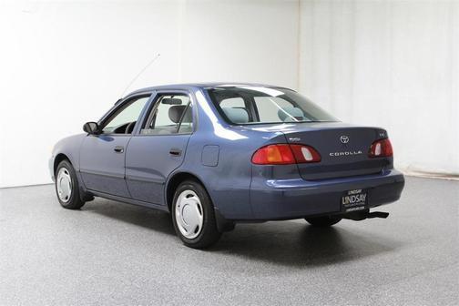 2000 toyota corolla in saint louis, missouri