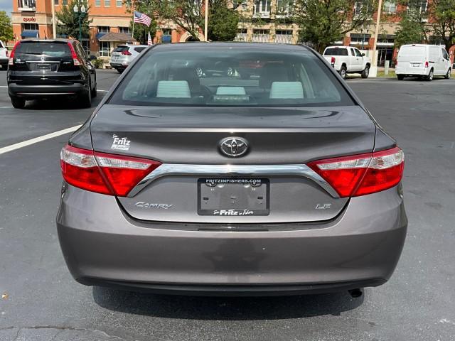 2017 toyota camry le