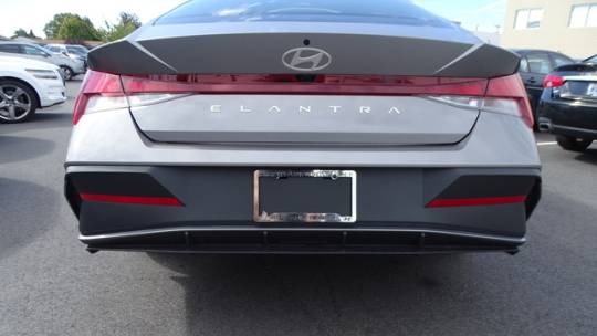 2024 Hyundai Elantra