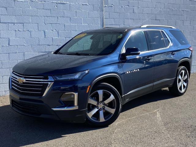2022 chevrolet traverse lt leather