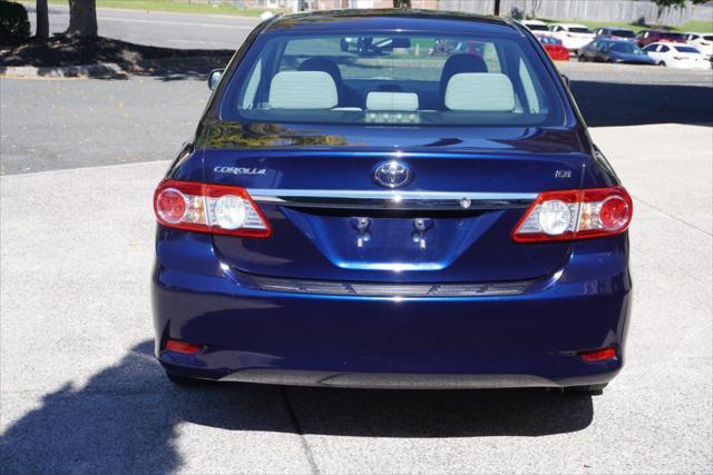 2012 toyota corolla le