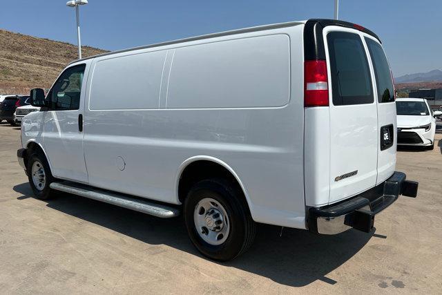 2022 chevrolet express 2500 rwd 2500 regular wheelbase wt