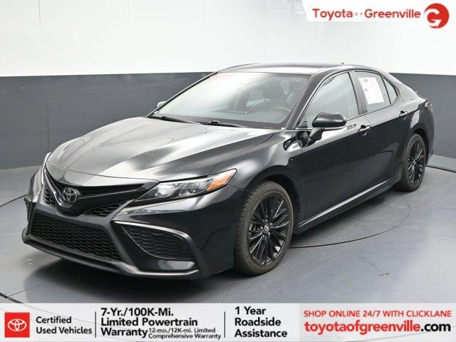 2022 toyota camry se