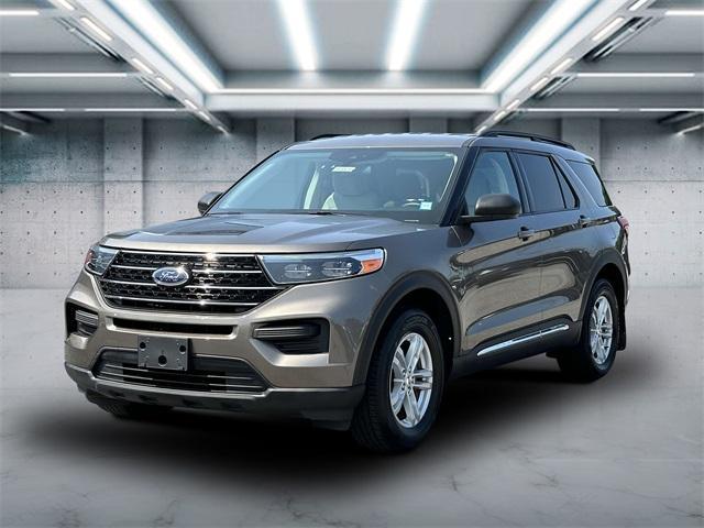 2021 ford explorer xlt