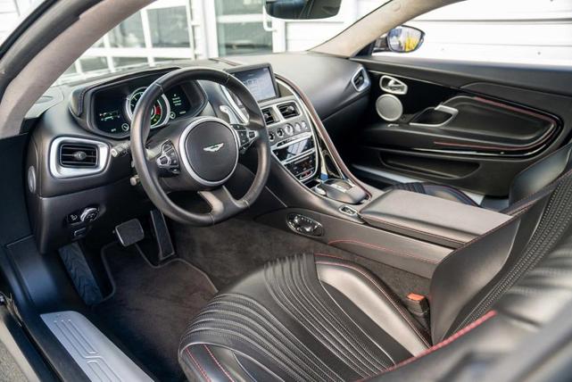 2019 aston martin db11 v8