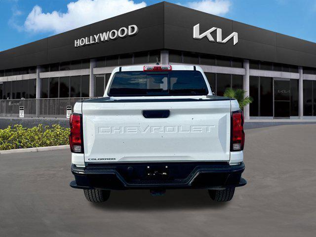 2023 chevrolet colorado wt