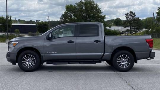 2024 Nissan Titan sv
