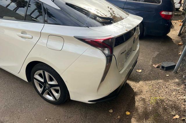 2017 toyota prius three touring