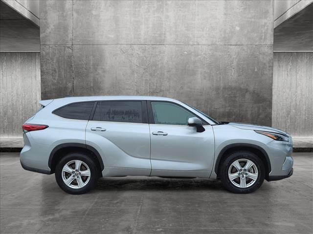 2023 toyota highlander l