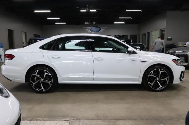 2020 volkswagen passat 2.0t r-line