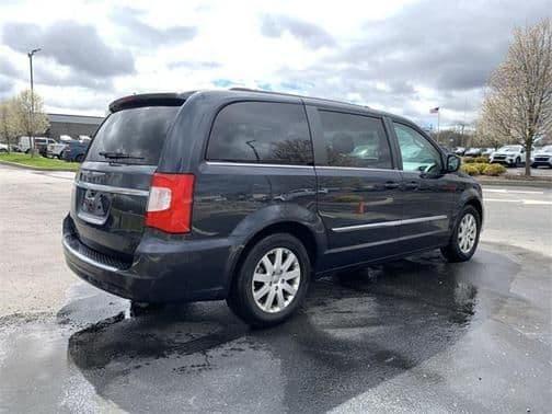 2014 chrysler town & country touring front-wheel drive lwb passenger van in youngstown, ohio