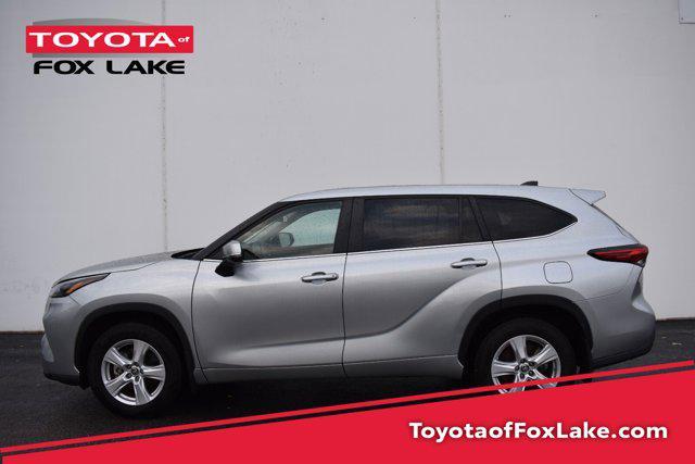 2023 toyota highlander le