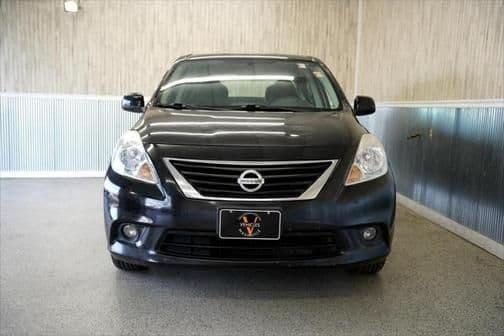 2014 nissan versa 1.6 sv in nashville, tennessee