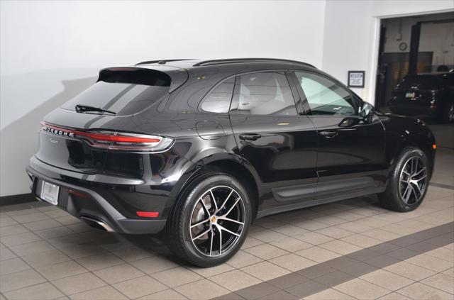 2024 porsche macan base