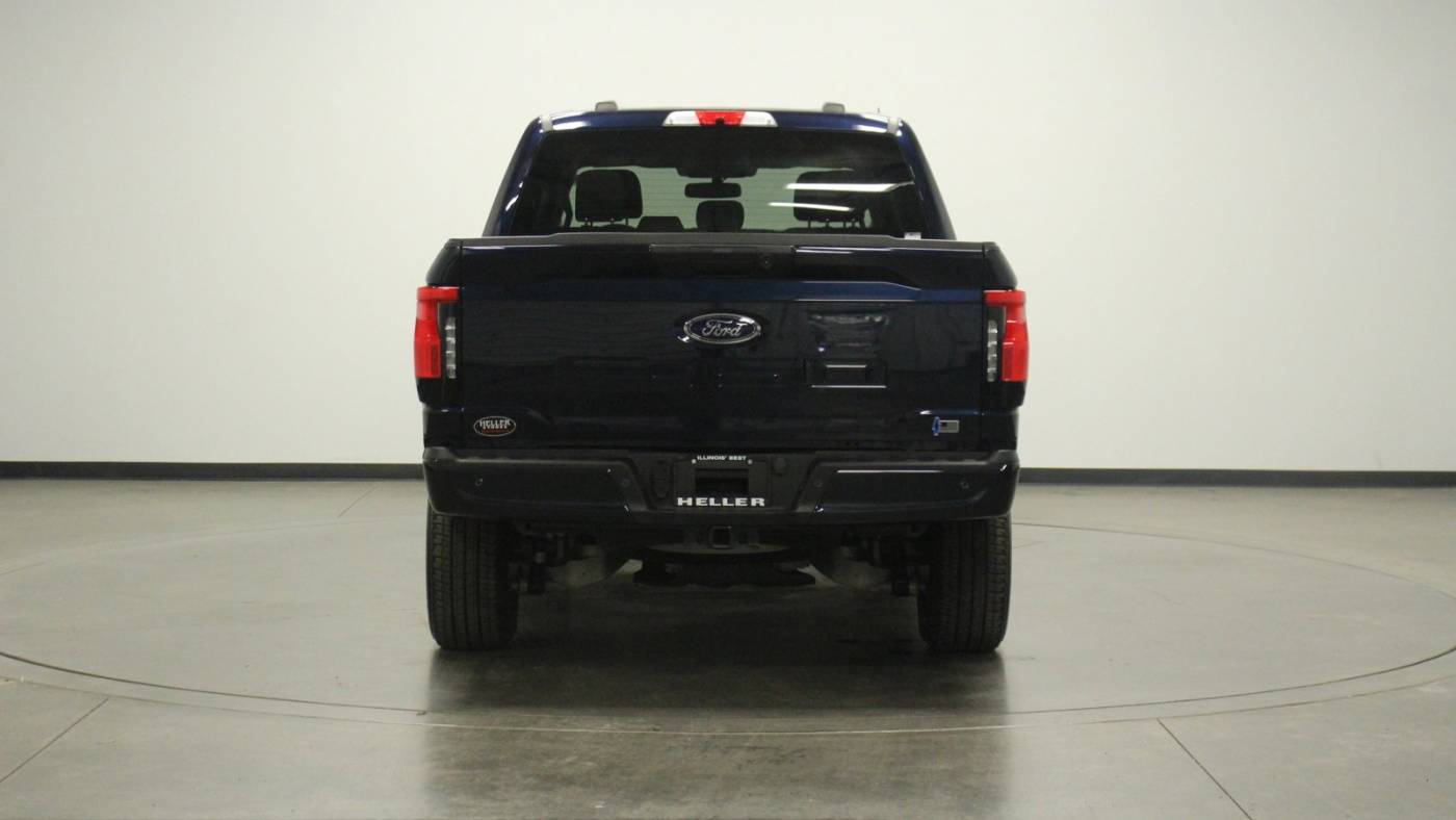 2022 ford f-150 lightning xlt