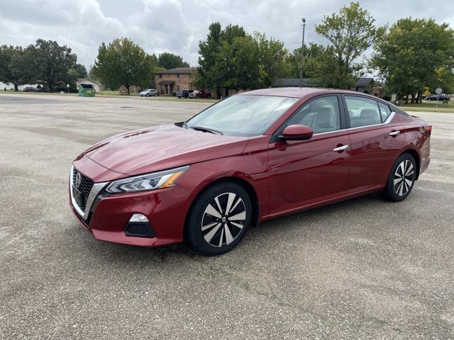 2022 nissan altima 2.5 sv